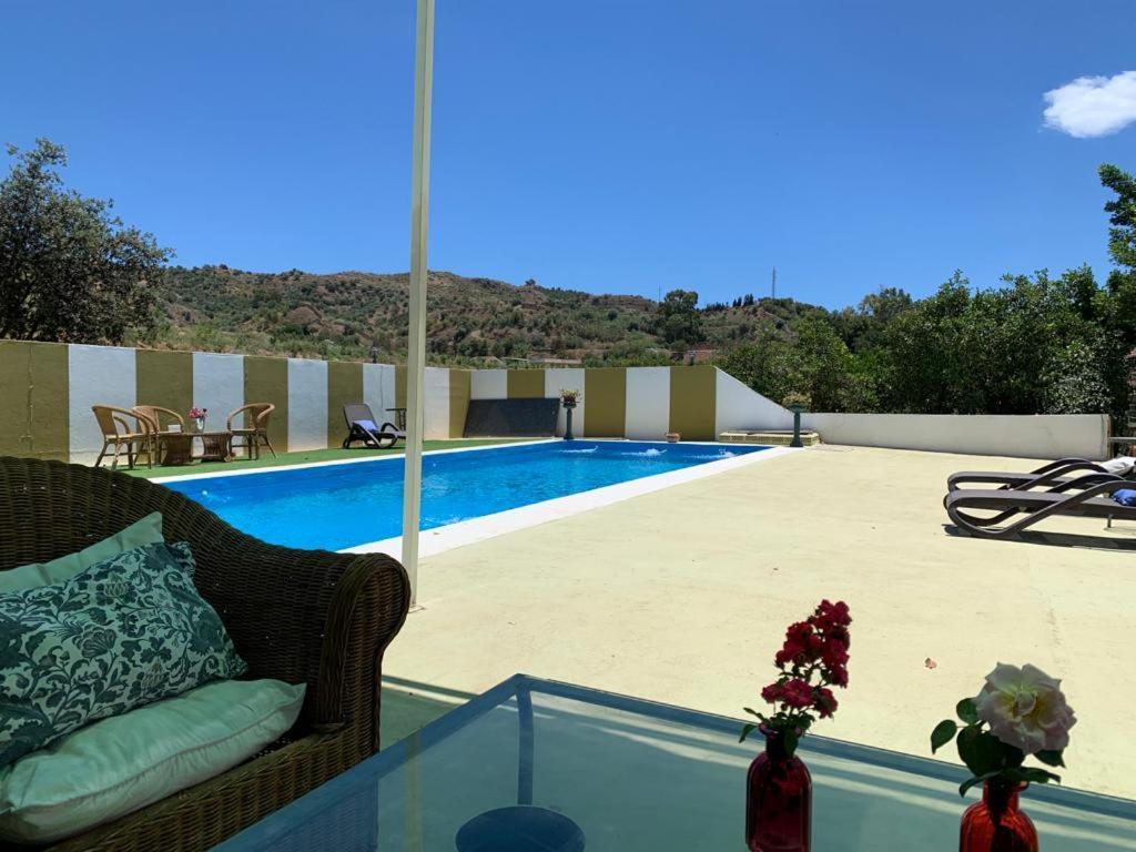 Complejo Rural Lo Arrabal Villa Malaga Exterior photo